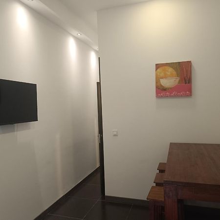 Family Delux Center Apartment Madrid Exterior photo